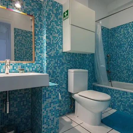 @sholubi - Charming, Quiet & Cozy! Apartament *