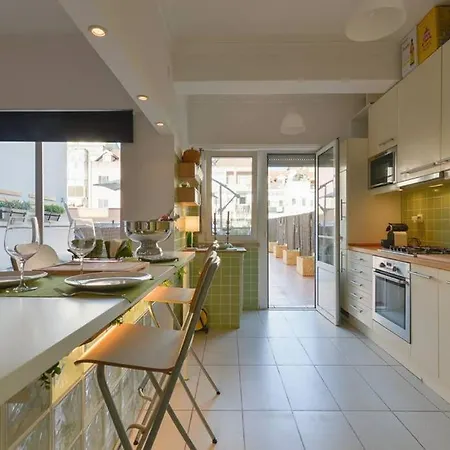 Apartment @sholubi - Charming, Quiet & Cozy!